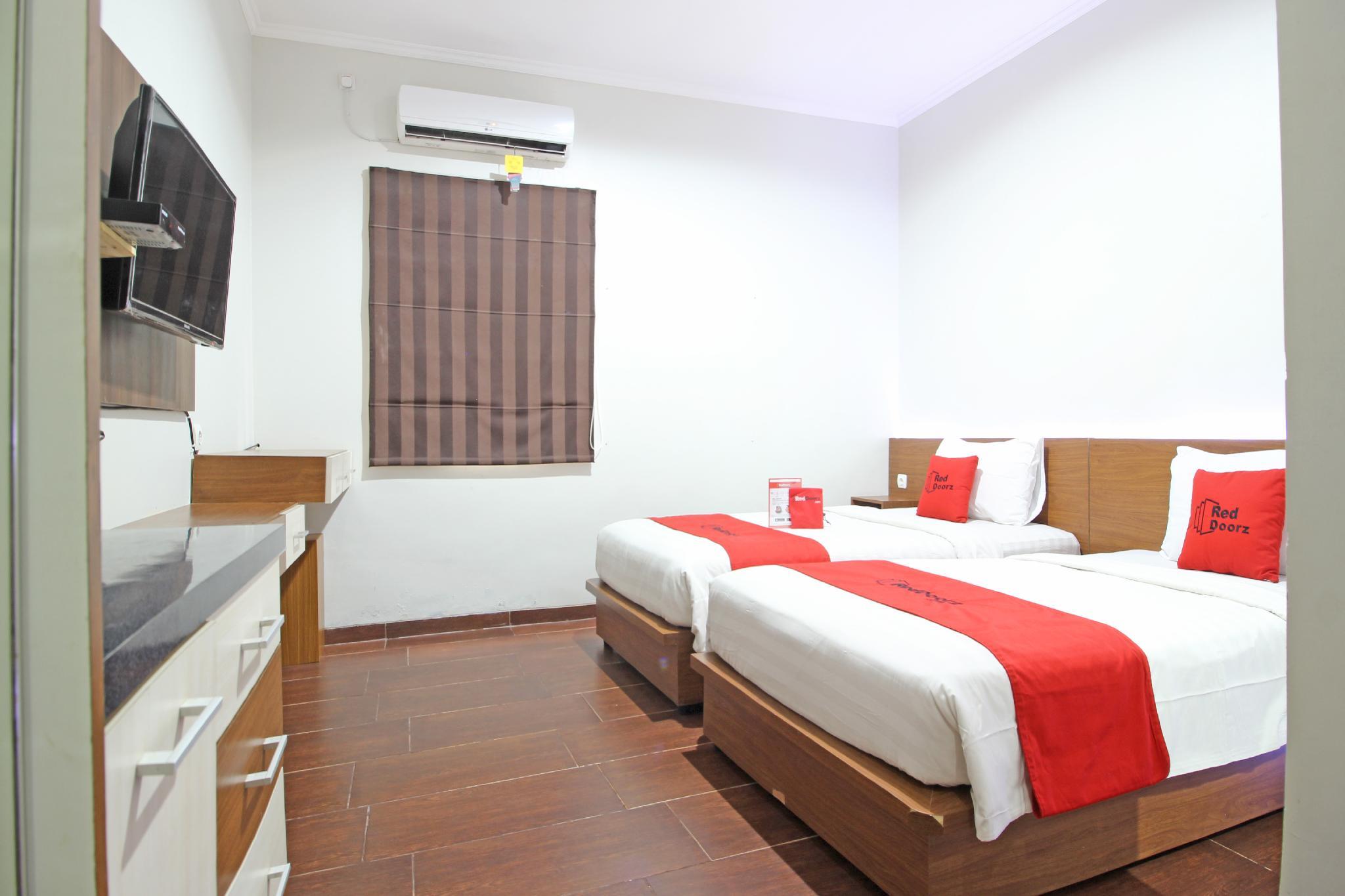 Reddoorz Near Jogja City Mall Melati Eksteriør billede